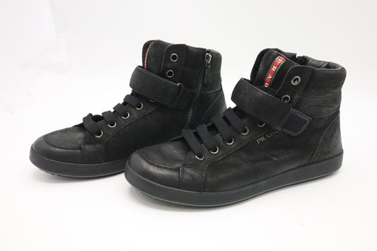 Prada Sneakers in Black Leather