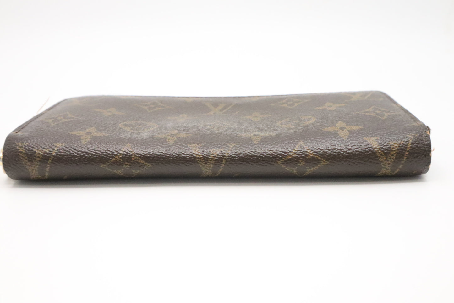 Louis Vuitton Long Zippy Wallet in Monogram Canvas