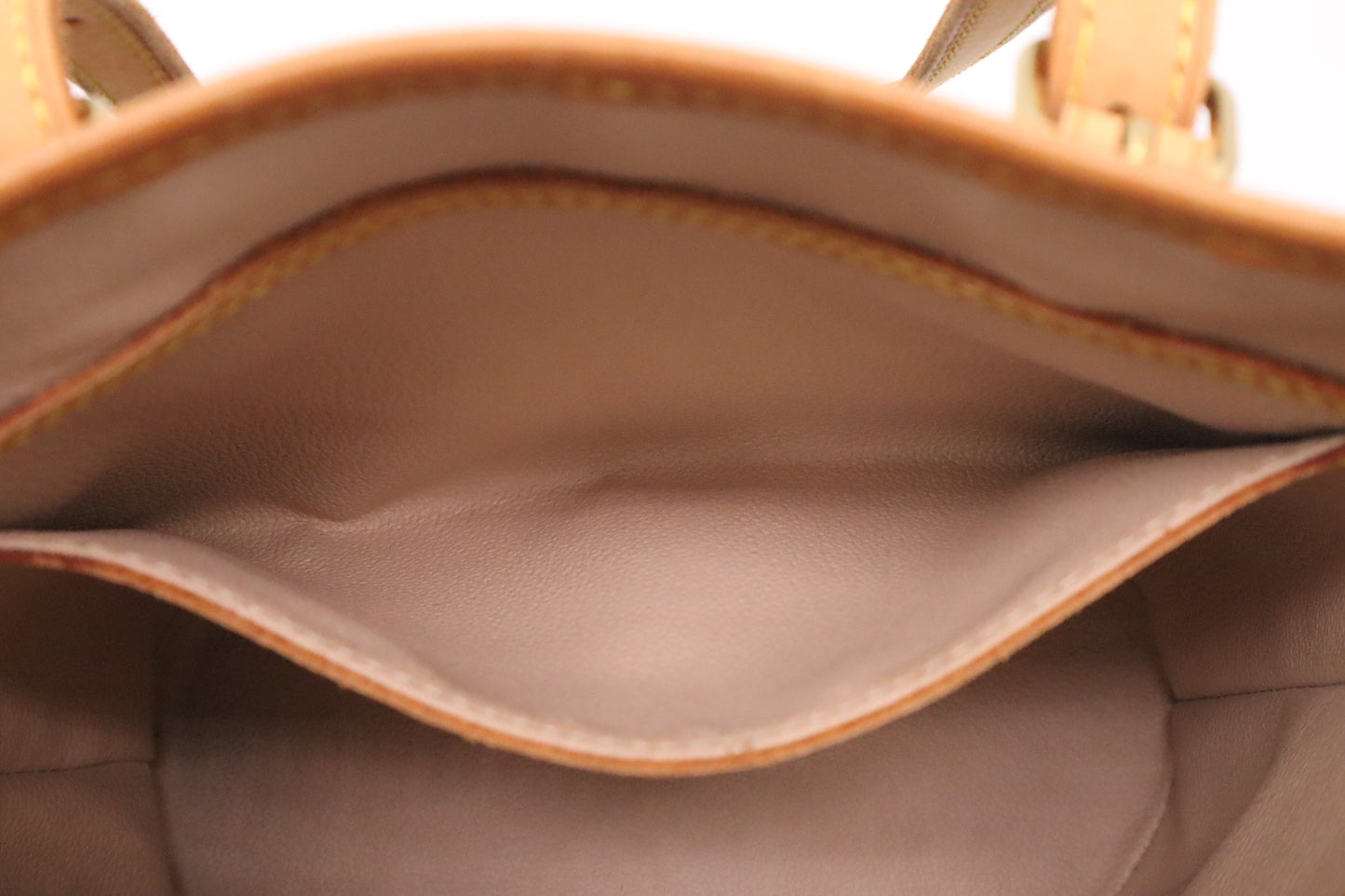 Louis Vuitton Bucket PM in Monogram Canvas