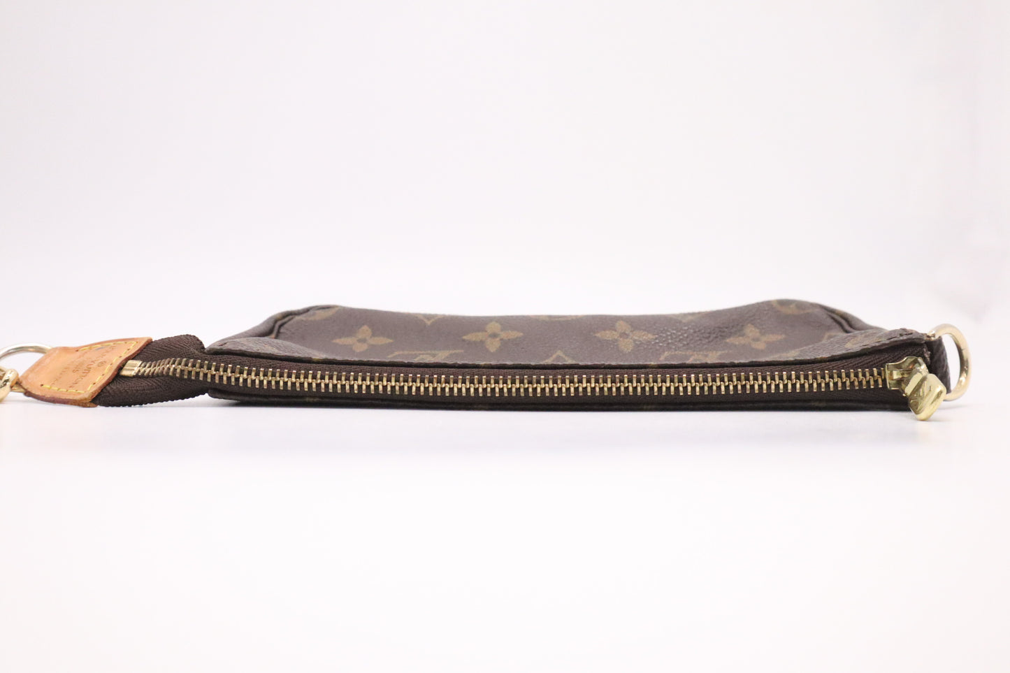 Louis Vuitton Bucket PM in Monogram Canvas