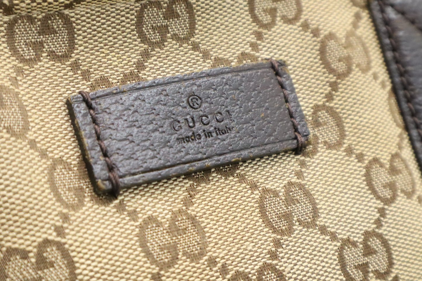 Gucci Sherry Tote Bag in GG Supreme Canvas
