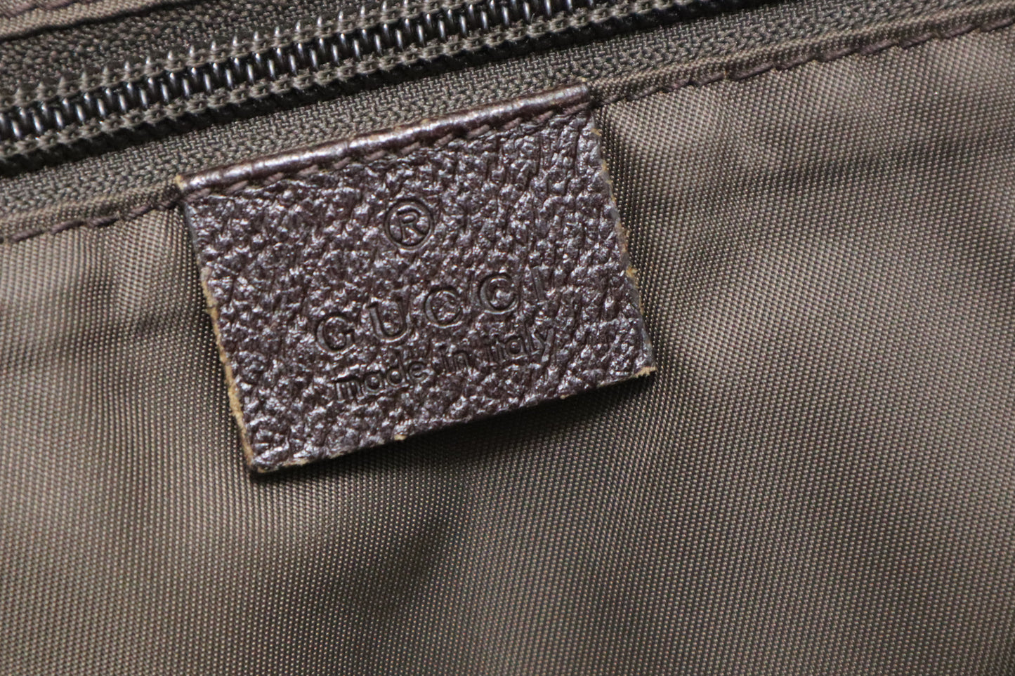 Gucci Sherry Tote Bag in GG Supreme Canvas