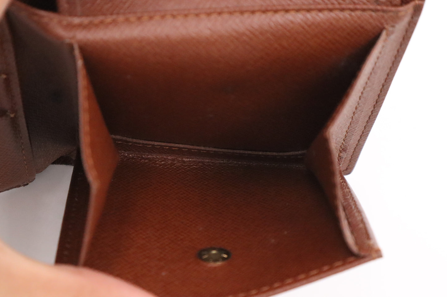 Louis Vuitton Bifold Wallet in Monogram Canvas