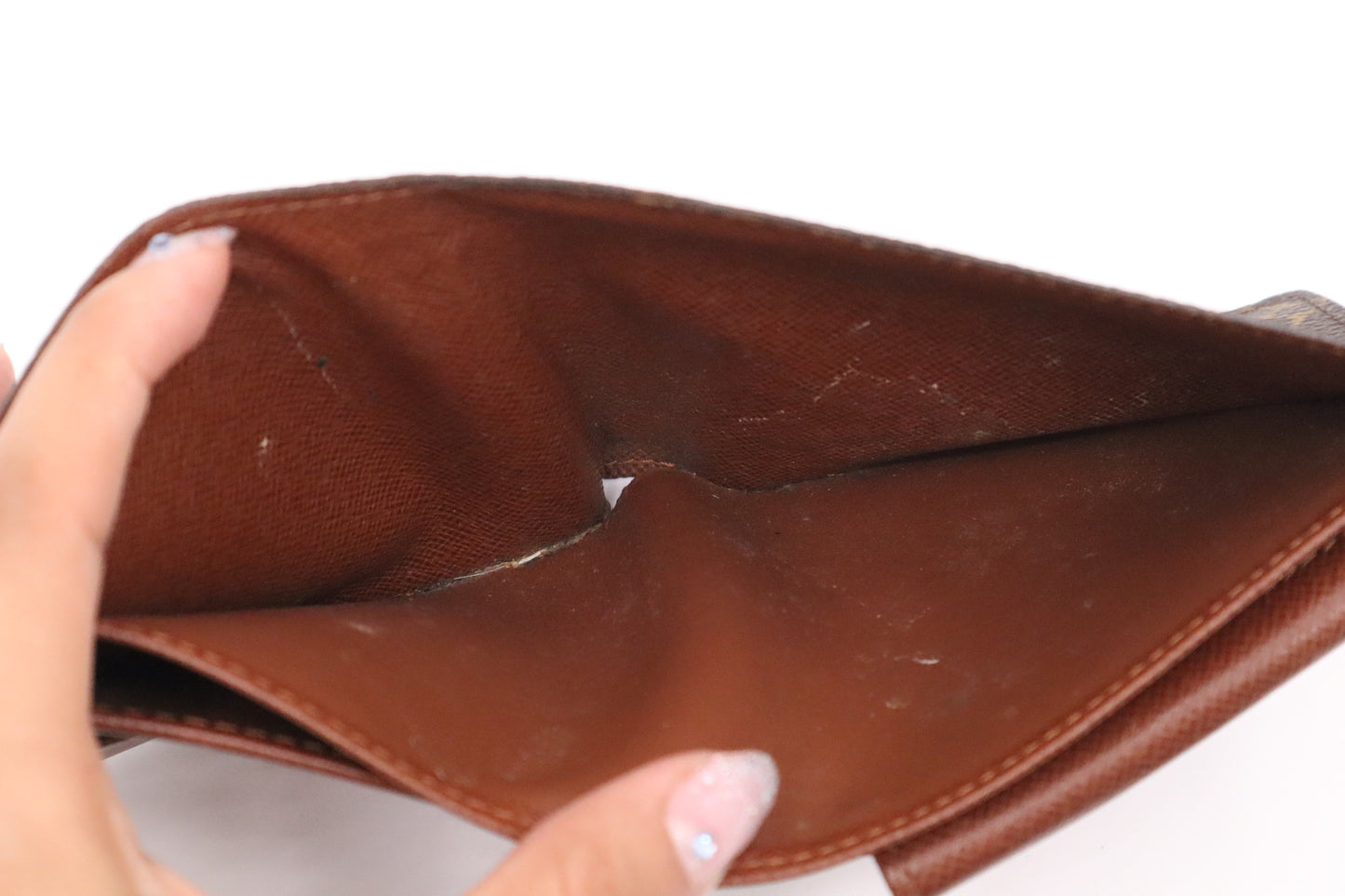 Louis Vuitton Bifold Wallet in Monogram Canvas