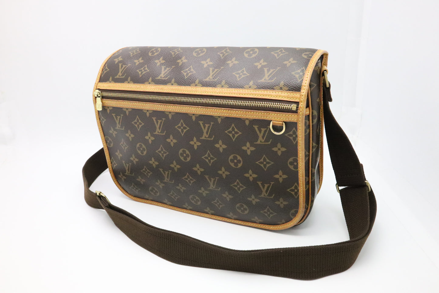 Louis Vuitton Bosphore GM Messenger Bag in Monogram Canvas