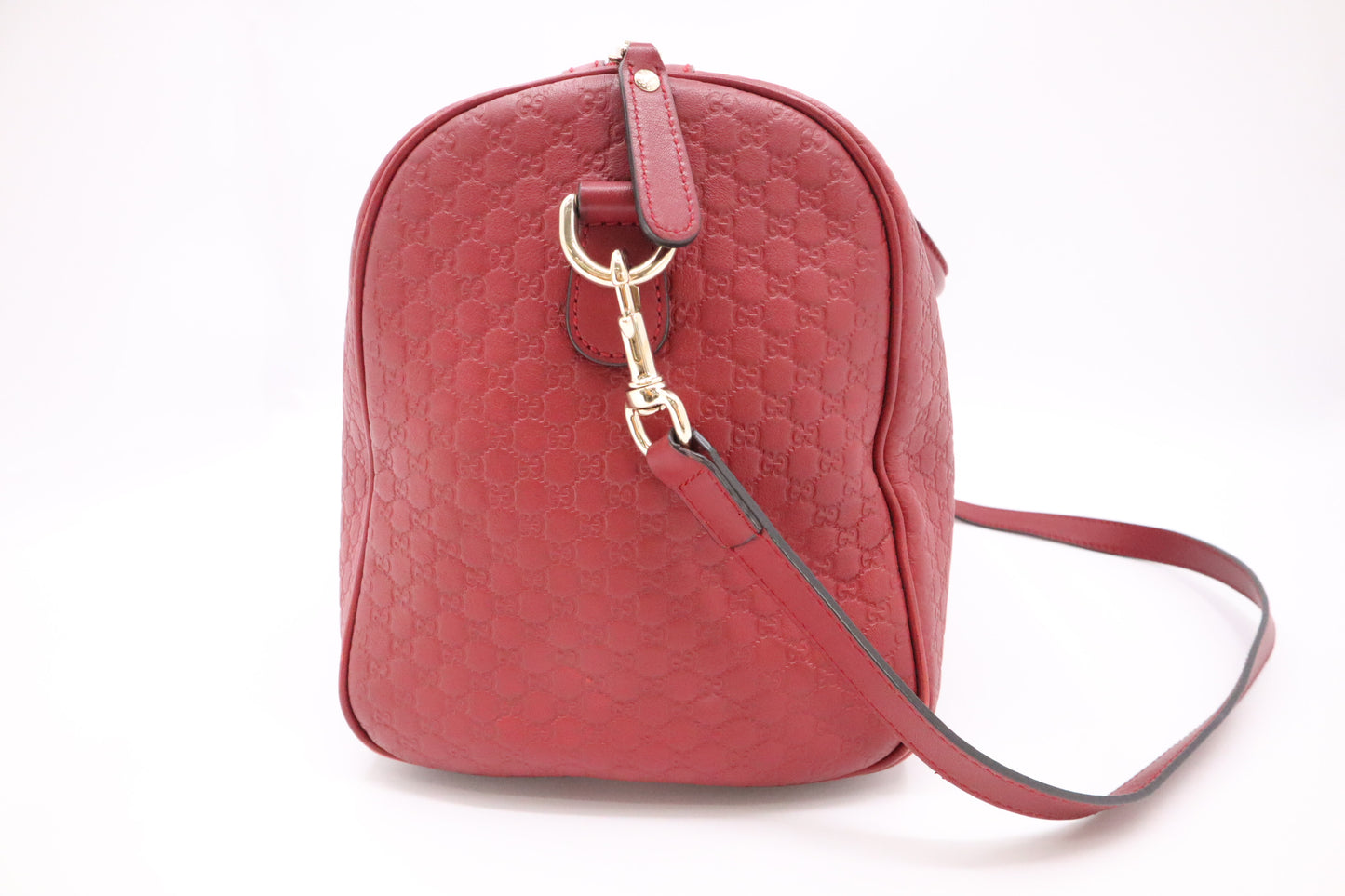 Gucci Boston Bag in Red Micro Guccissima Leather