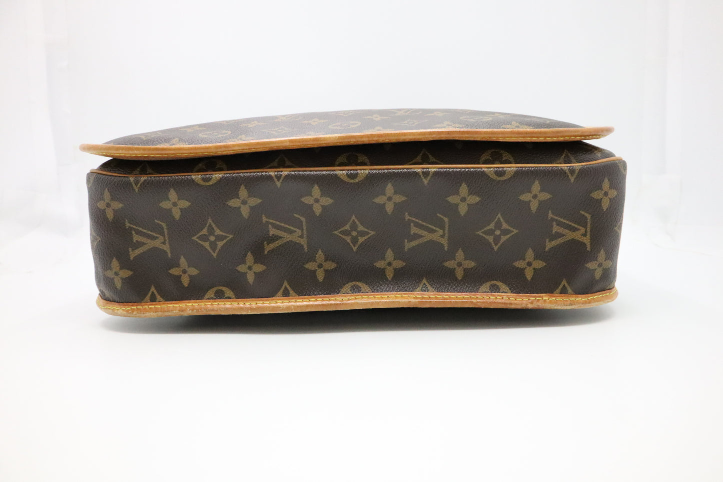 Louis Vuitton Bosphore GM Messenger Bag in Monogram Canvas