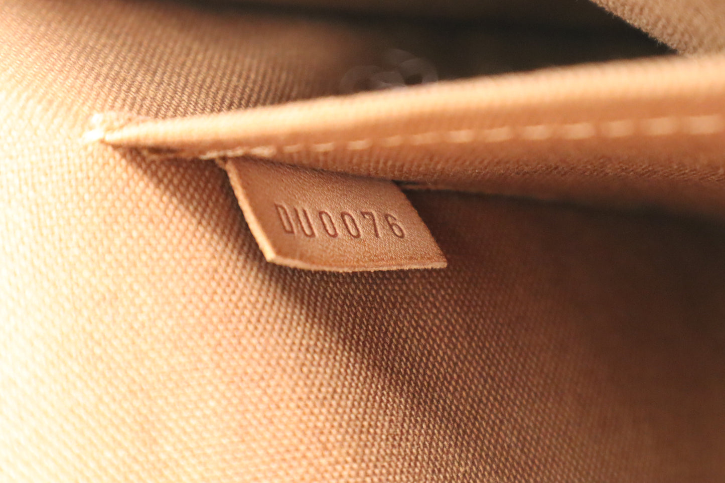 Louis Vuitton Bosphore GM Messenger Bag in Monogram Canvas