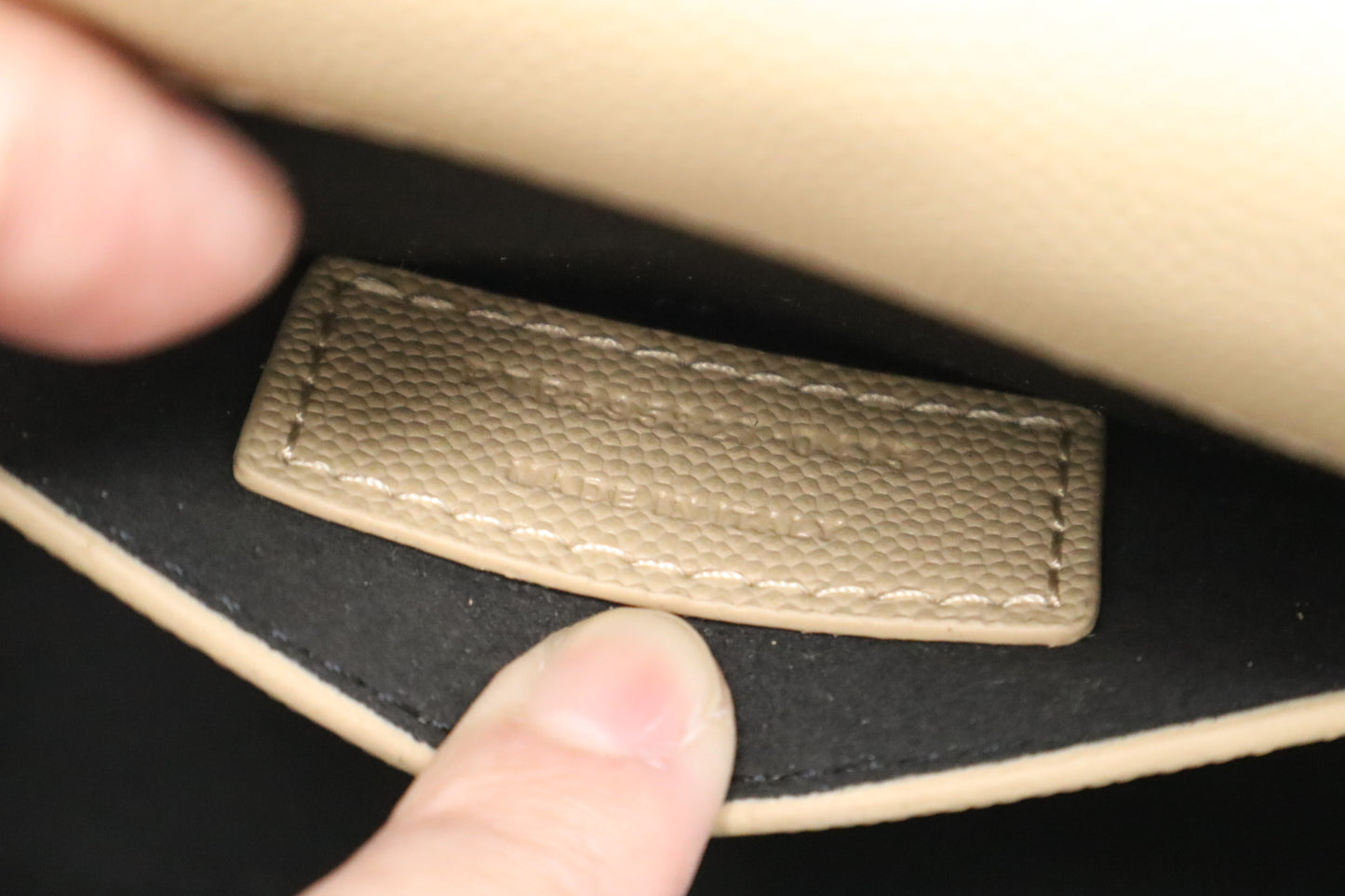 YSL Saint Laurent Medium Kate in Beige Grain de Poudre Leather