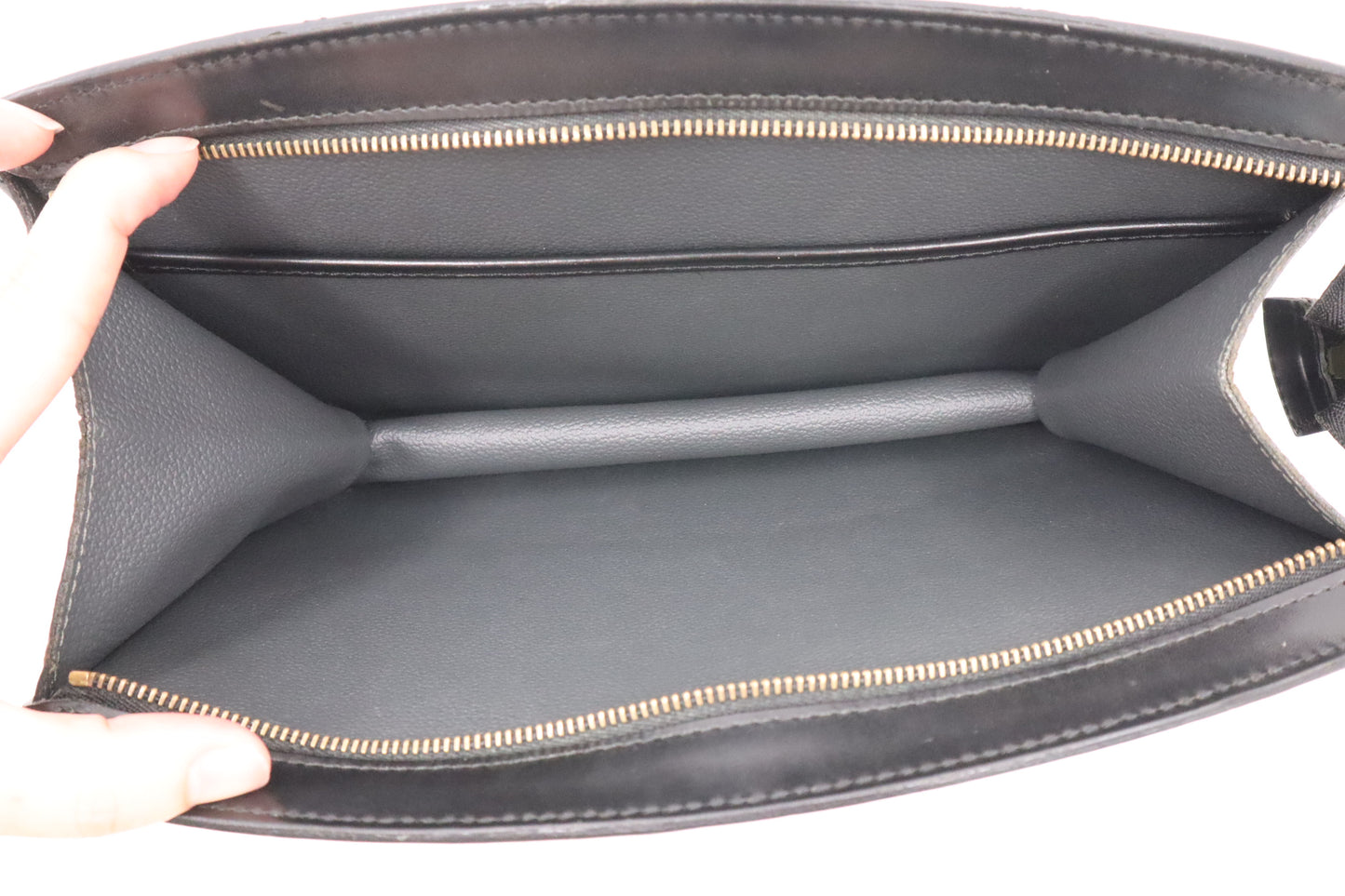 Louis Vuitton Clutch Bag in  Black Epi Trousse Crete Leather