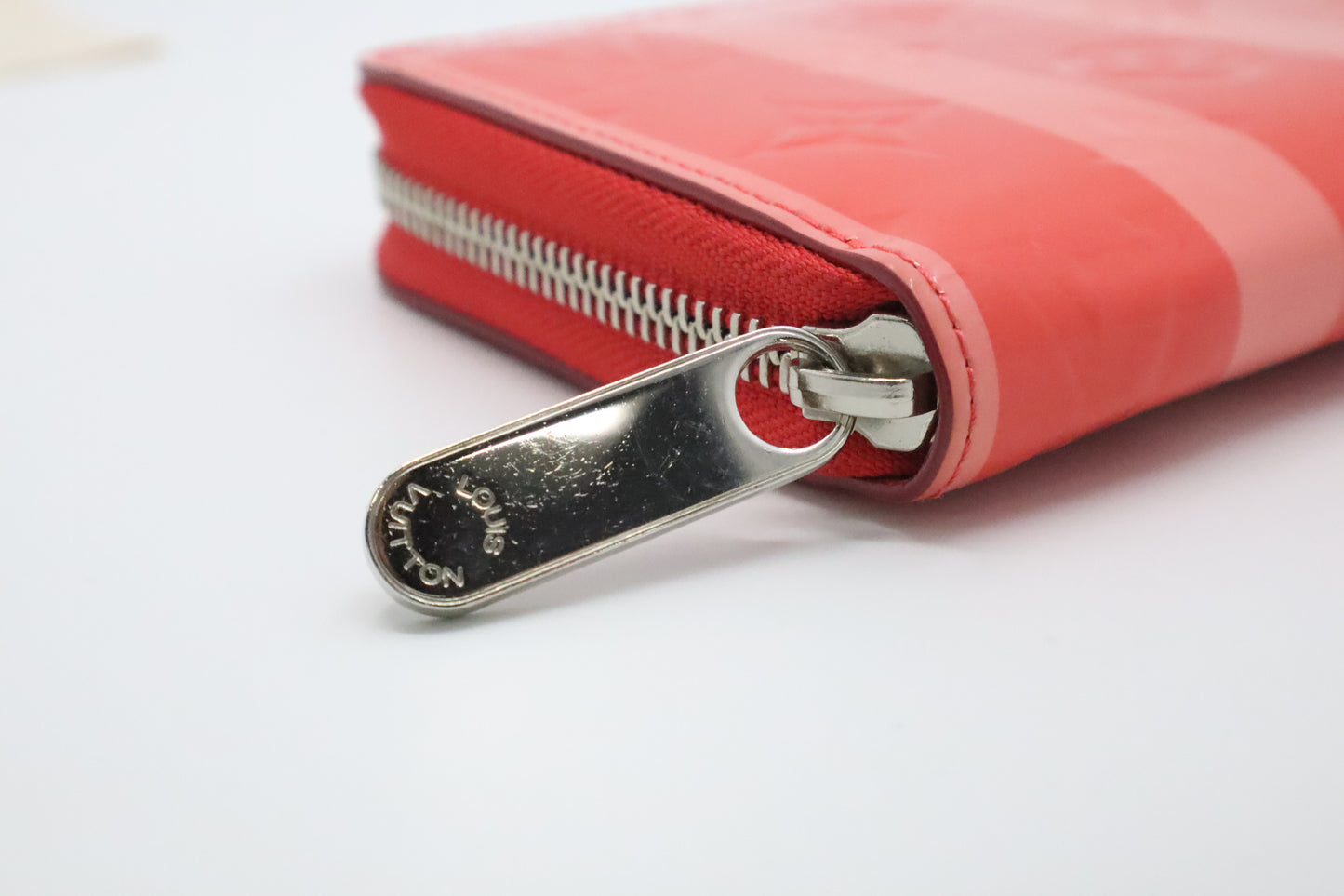 Louis Vuitton Long Zippy Wallet in Poppy Rayures Vernis Leather