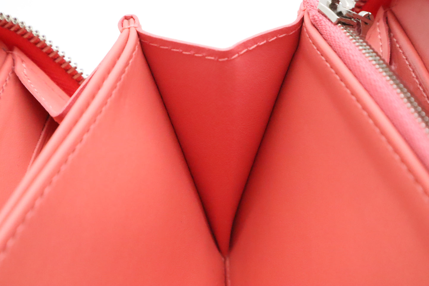 Louis Vuitton Long Zippy Wallet in Poppy Rayures Vernis Leather