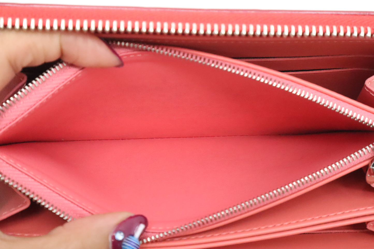 Louis Vuitton Long Zippy Wallet in Poppy Rayures Vernis Leather