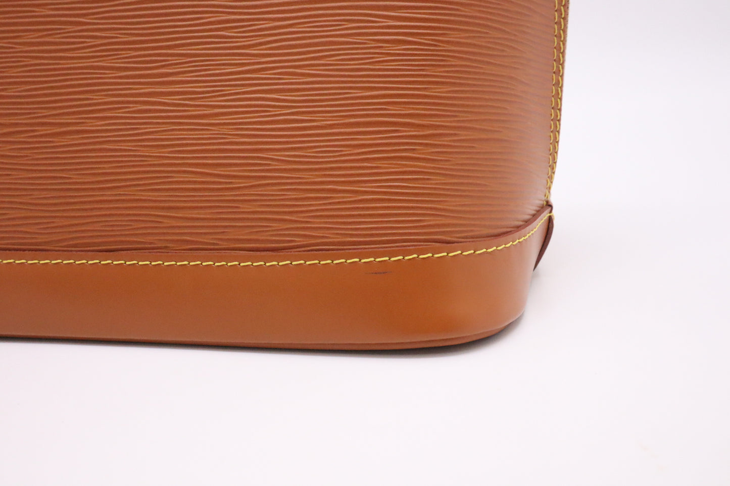 Louis Vuitton Alma PM in Mandarin Epi Leather