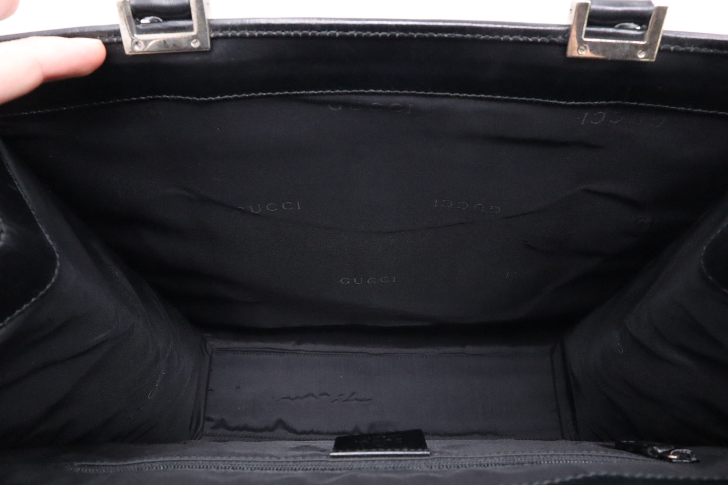 Gucci Handbag in Black Leather