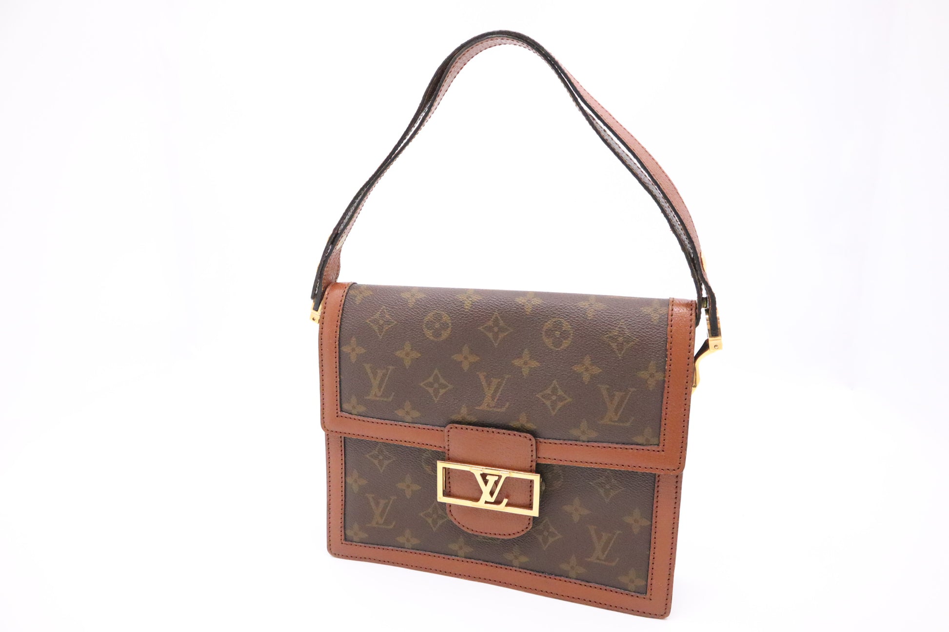 Louis Vuitton Sac Dauphine in Monogram Canvas Pre-Owned – Weekly