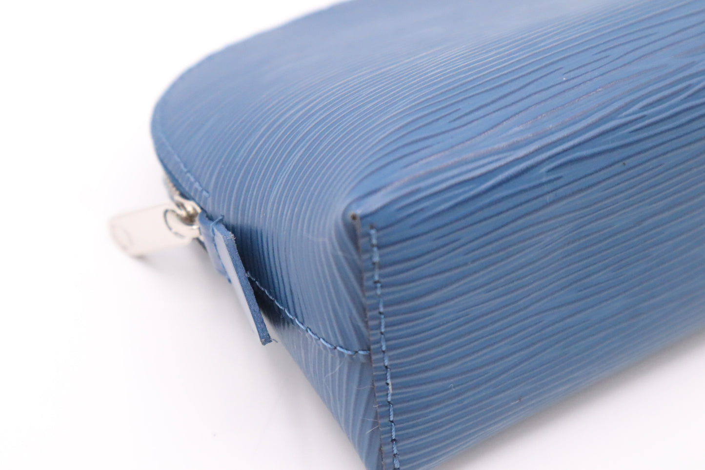 Louis Vuitton Pochette Cosmetique in Epi Blue Leather