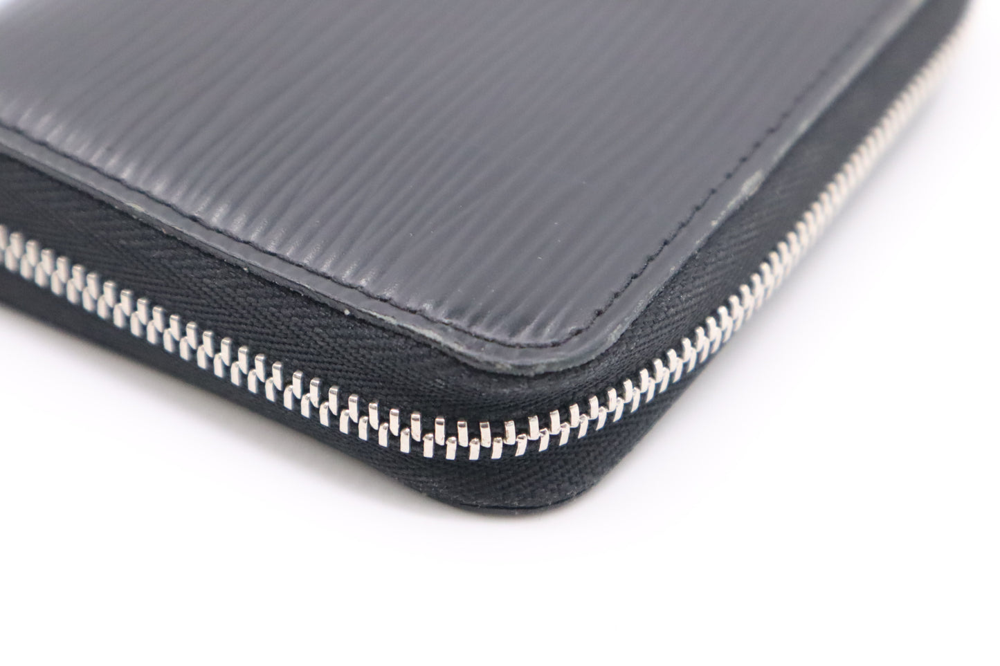 Louis Vuitton Zippy Coin Case in Black Epi Leather