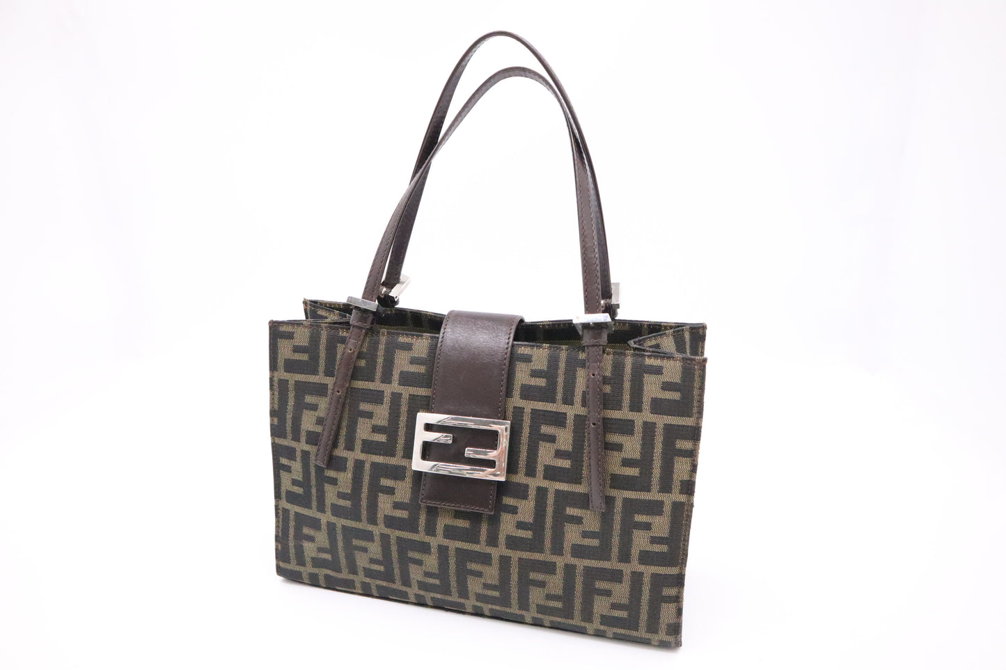 Fendi Shoulder Bag in Zucca Canvas