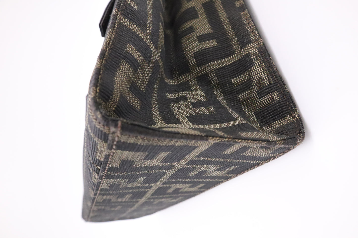 Fendi Shoulder Bag in Zucca Canvas