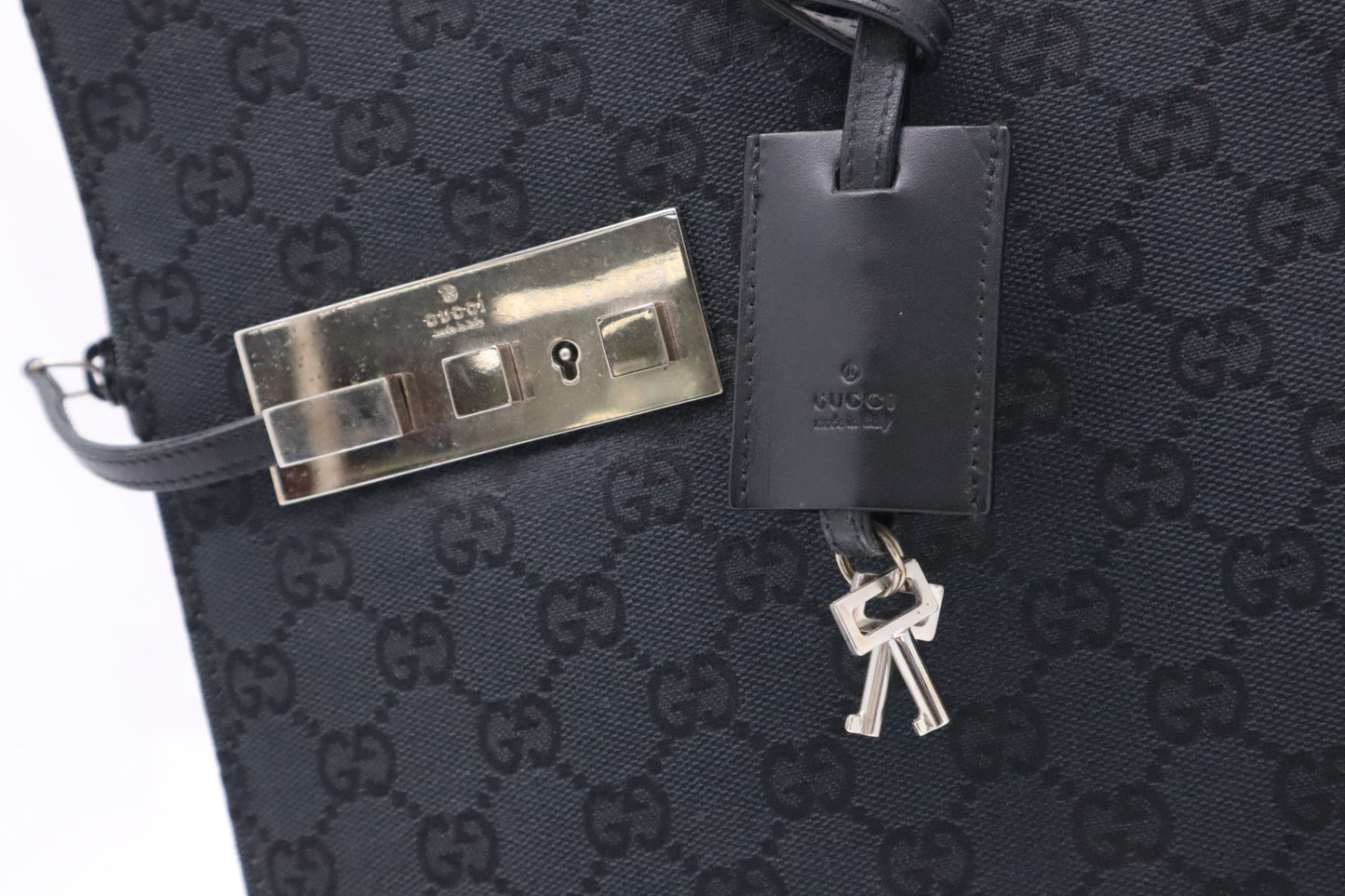 Gucci Business Bag in Black GG Canvas