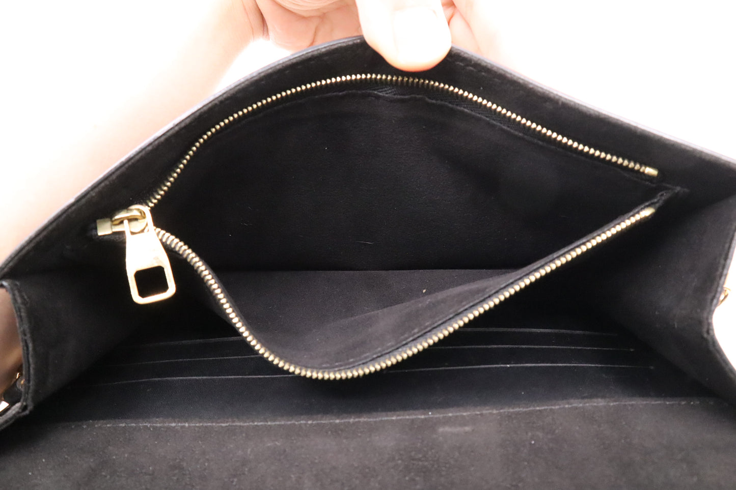 Louis Vuitton Pochette Louise Chain Bag in Black Leather