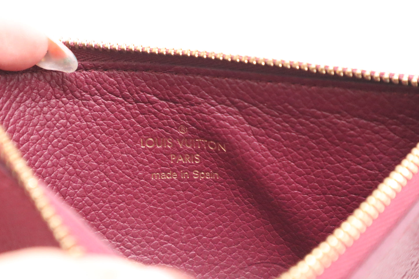 Louis Vuitton Sarah Wallet in Aurore Empreinte Leather