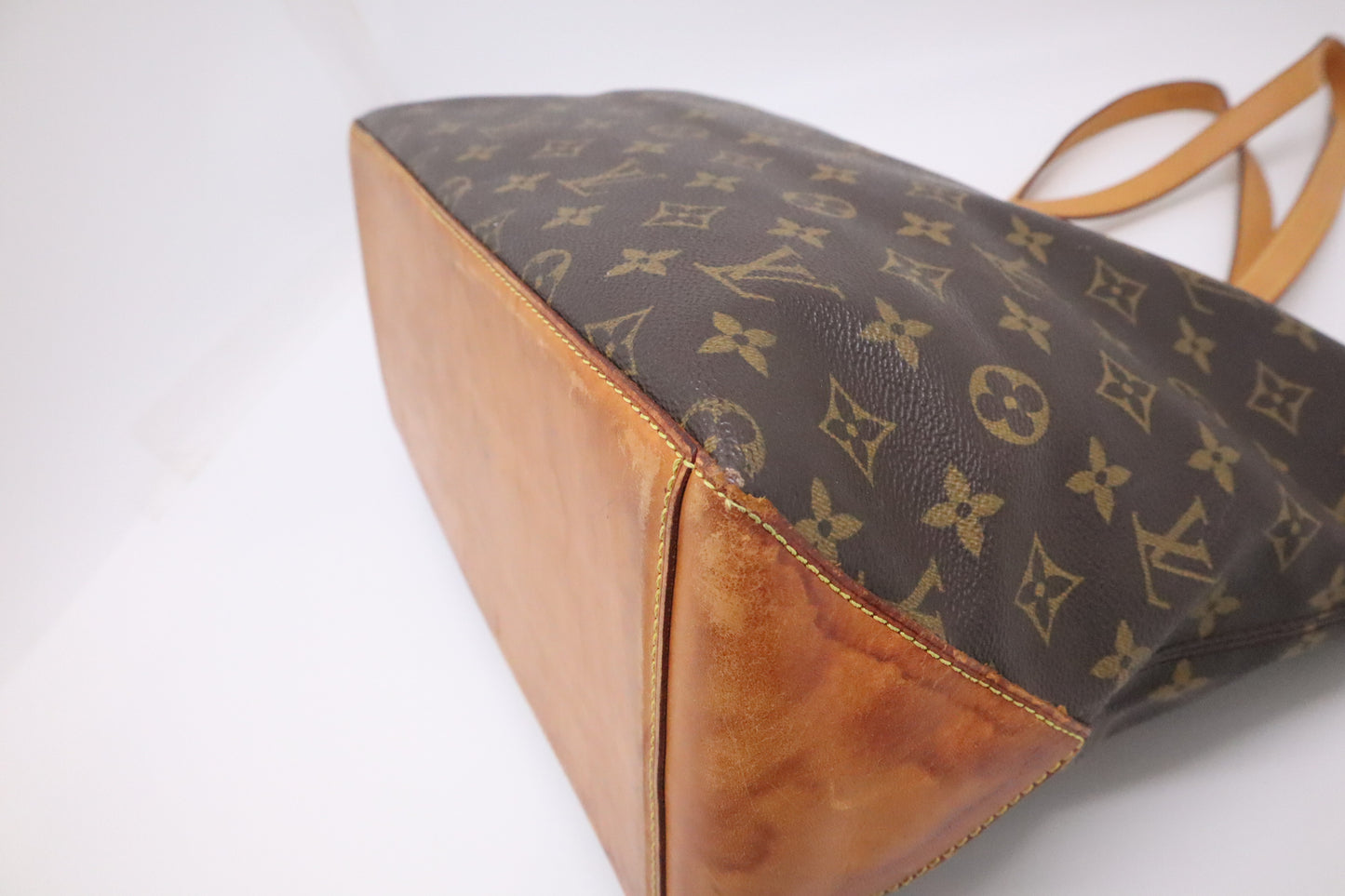 Louis Vuitton Cabas Mezzo in Monogram Canvas