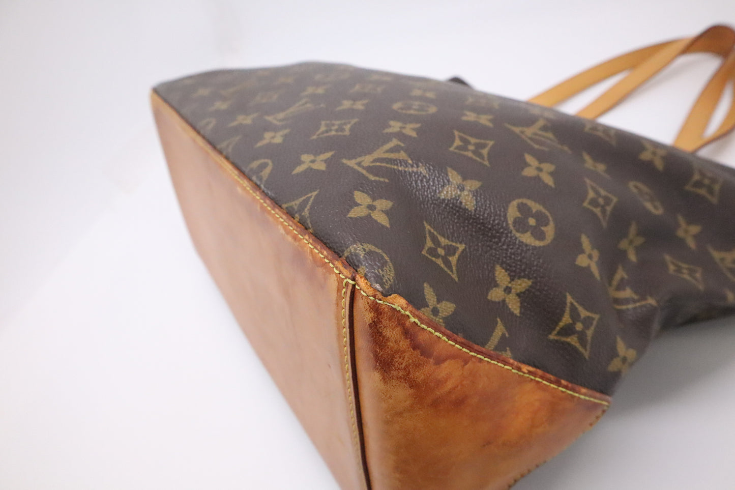 Louis Vuitton Cabas Mezzo in Monogram Canvas