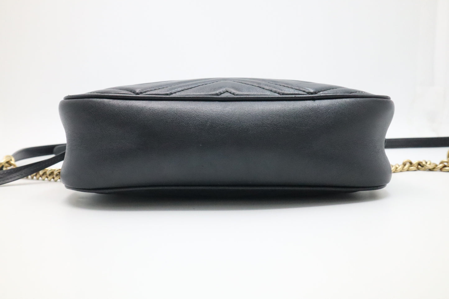 Gucci Marmont Shoulder Bag in Black Leather