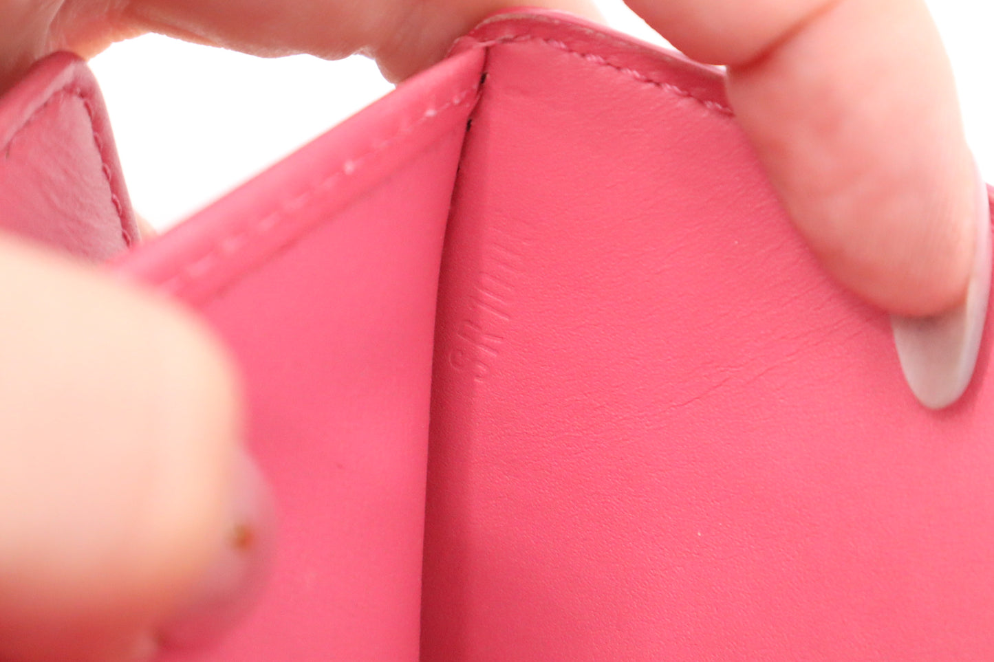 Louis Vuitton Koala Wallet in Pink Vernis Leather