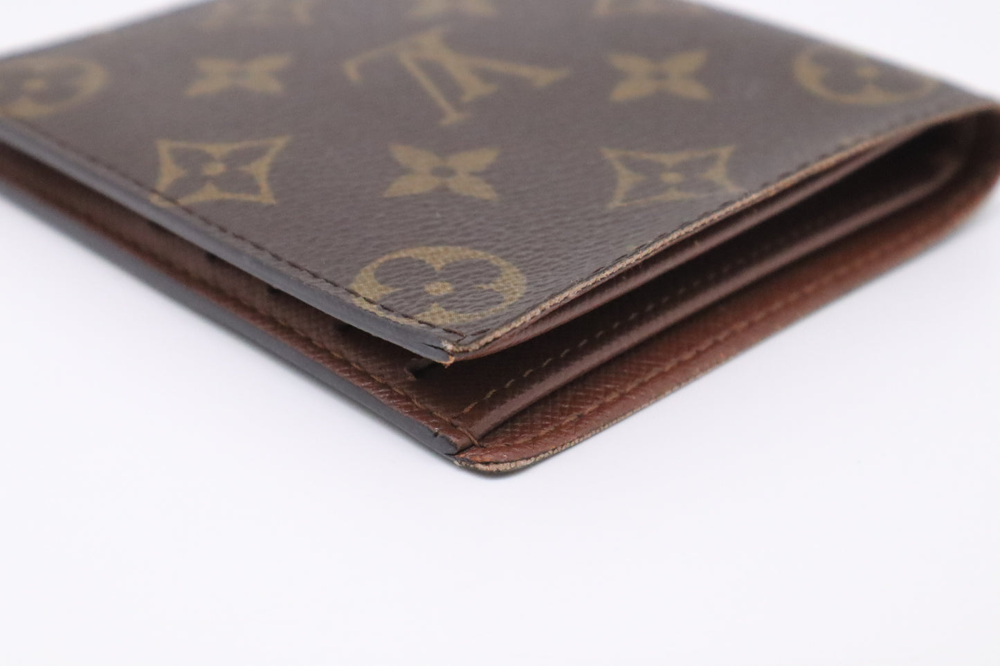 Louis Vuitton Bifold Wallet in Monogram Canvas
