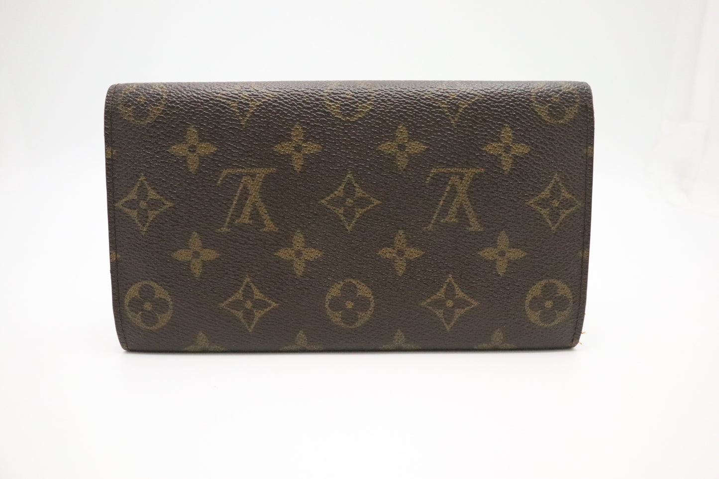 Louis Vuitton International Wallet in Monogram Canvas