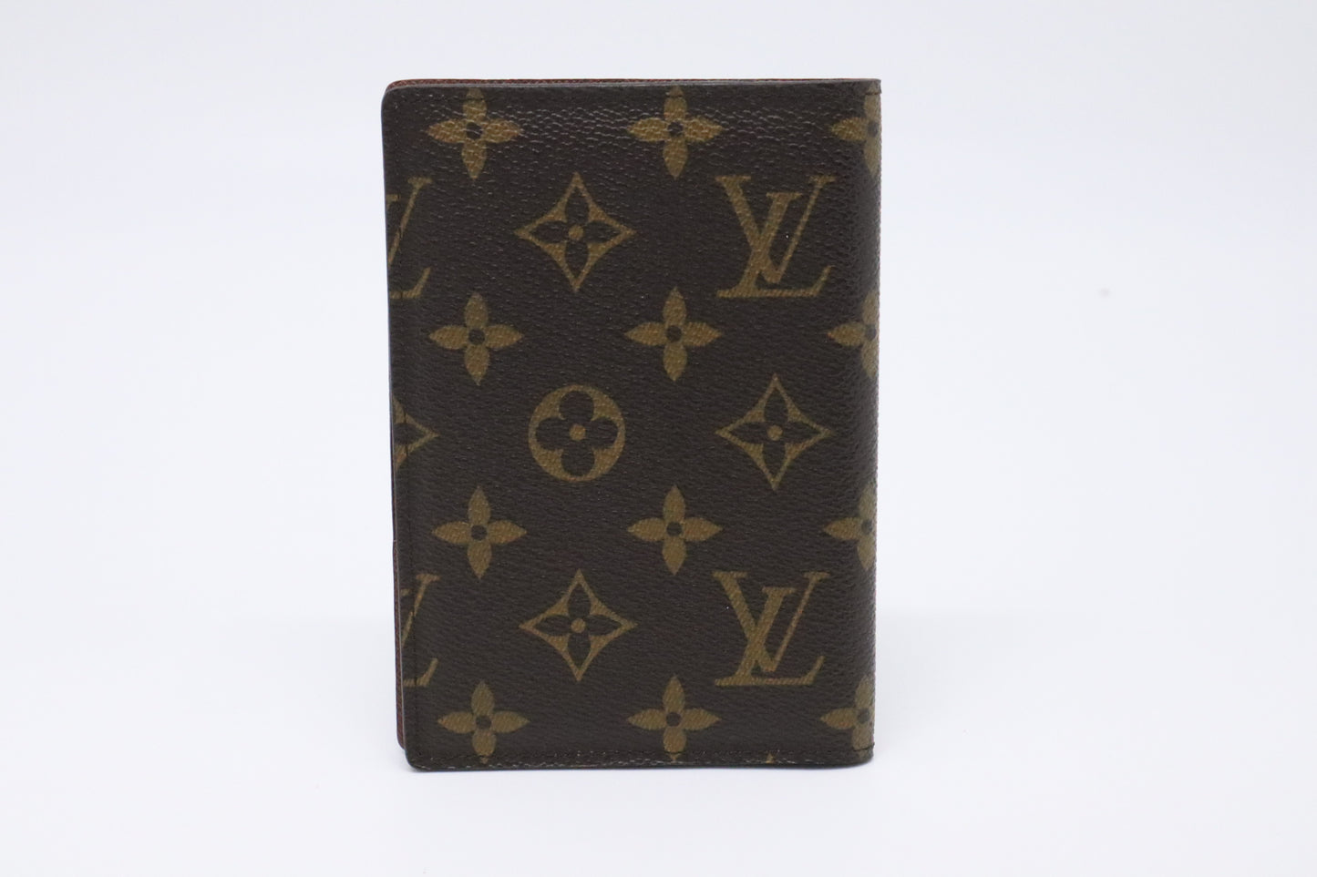 Louis Vuitton Passport Case in Monogram Canvas