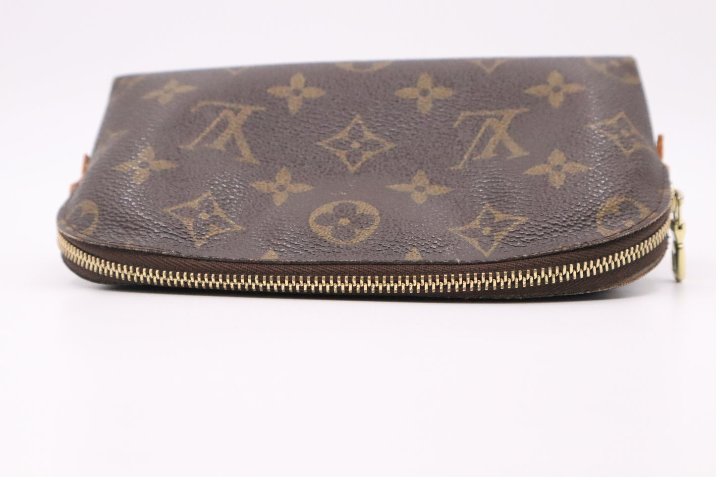 Louis Vuitton Pochette Cosmetics PM in Monogram Canvas