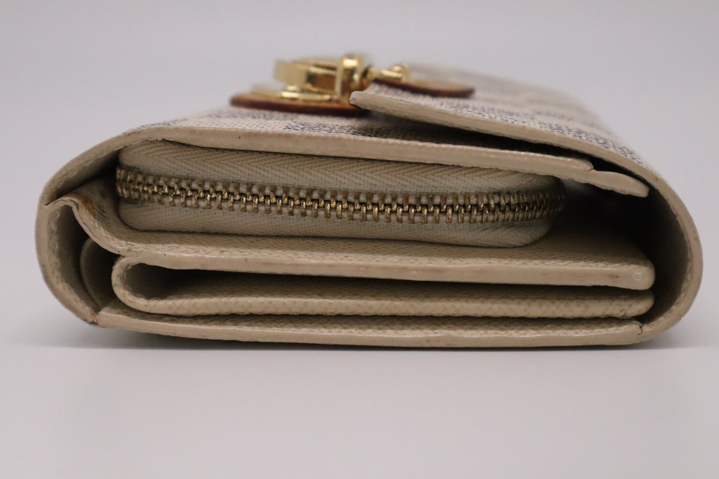 Louis Vuitton Portefeuille Koala in Damier Azur Canvas