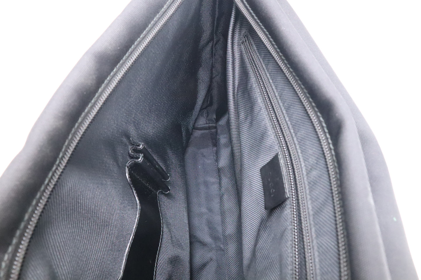 Gucci Messenger Bag in Black Canvas