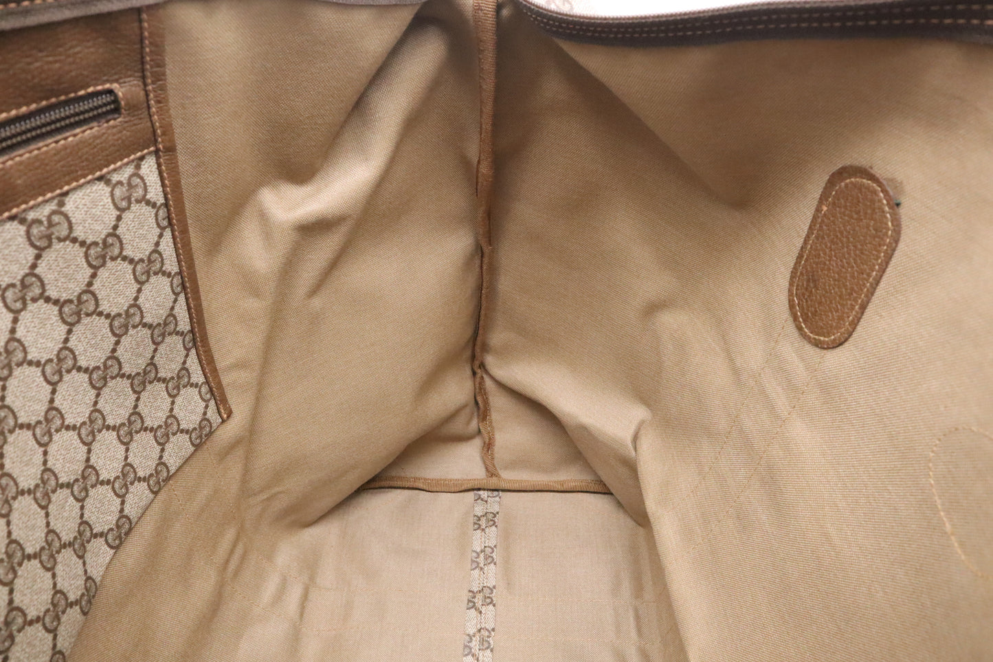 Gucci Travel Tote in GG Supreme Canvas
