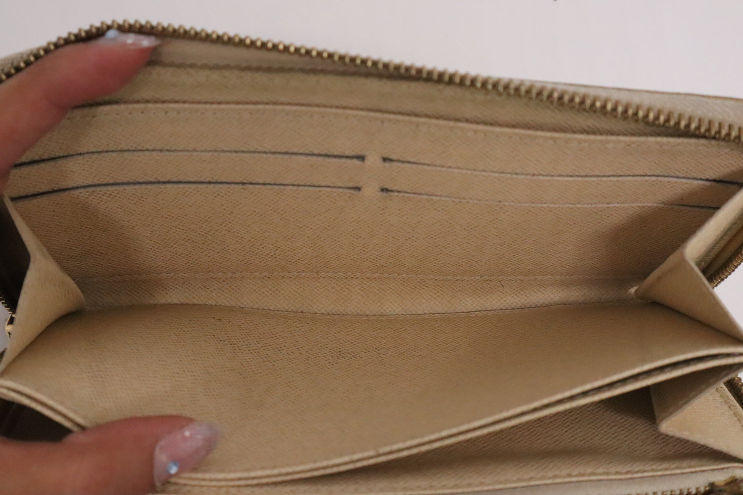 Louis Vuitton Long Zippy Wallet in Damiere Azur Canvas