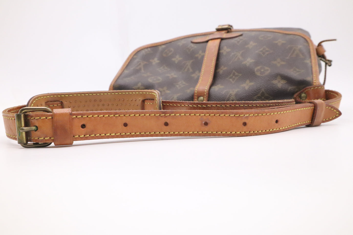 Louis Vuitton Saumur 30 in Monogram Canvas