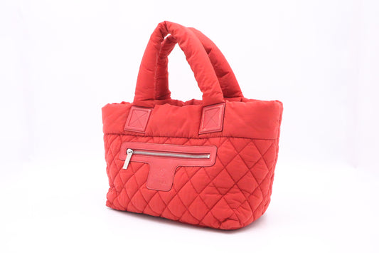 Chanel Cocoon Handbag in Red Nylon