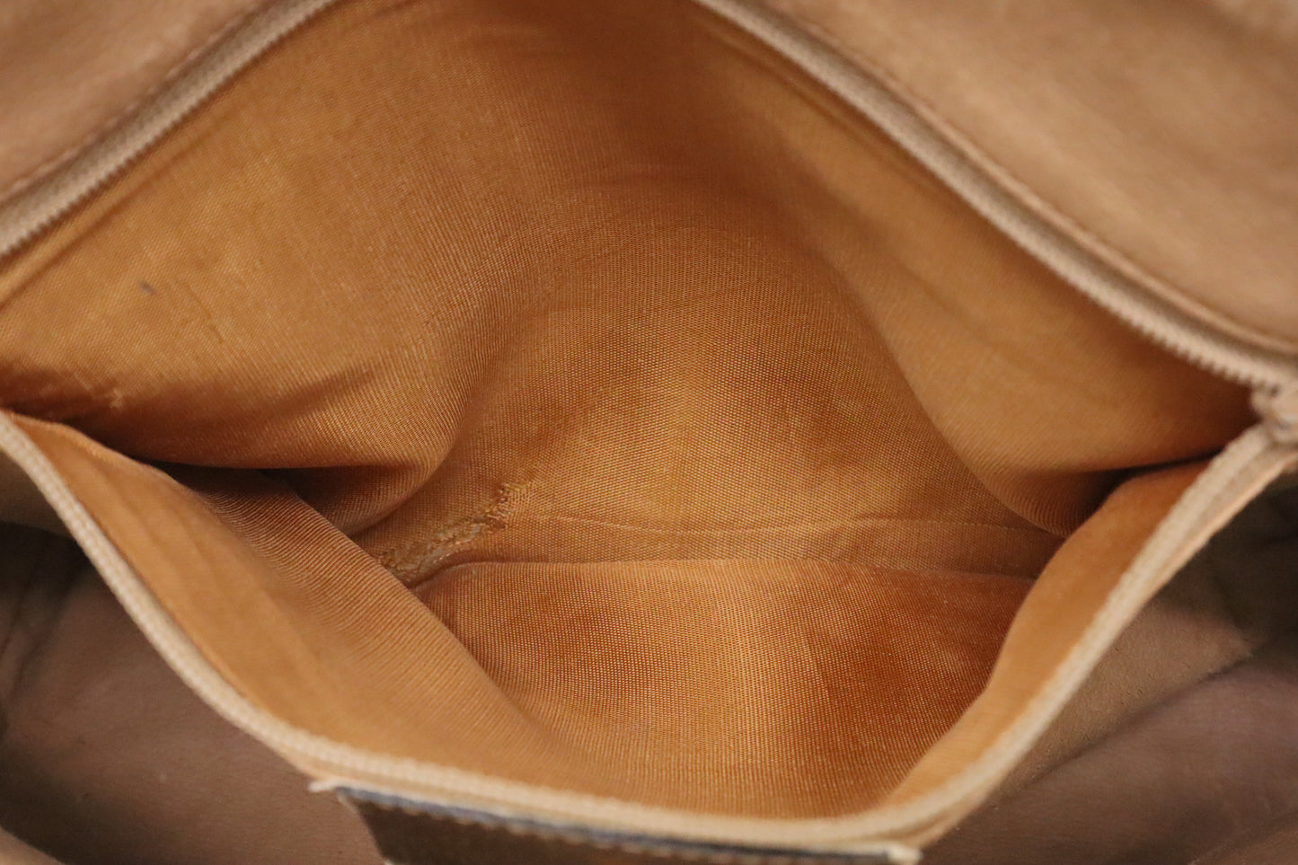 Gucci Ophidia Crossbody in GG Supreme Canvas