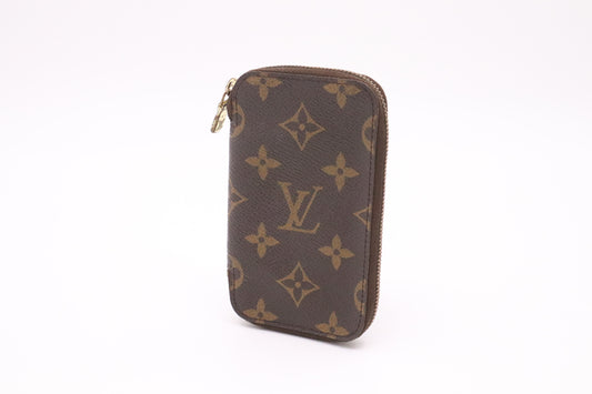 Louis Vuitton Zip Around 6 Key Holder Case in Monogram Canvas