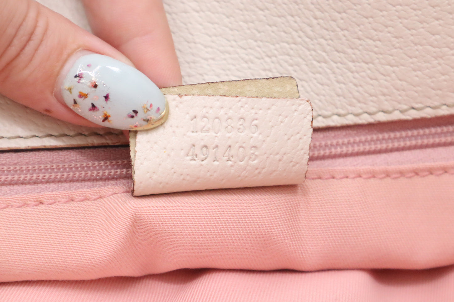 Gucci Tote Bag in Pink GG Canvas
