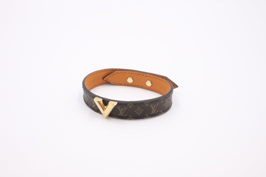 Louis Vuitton Essential V Bracelet Monogram