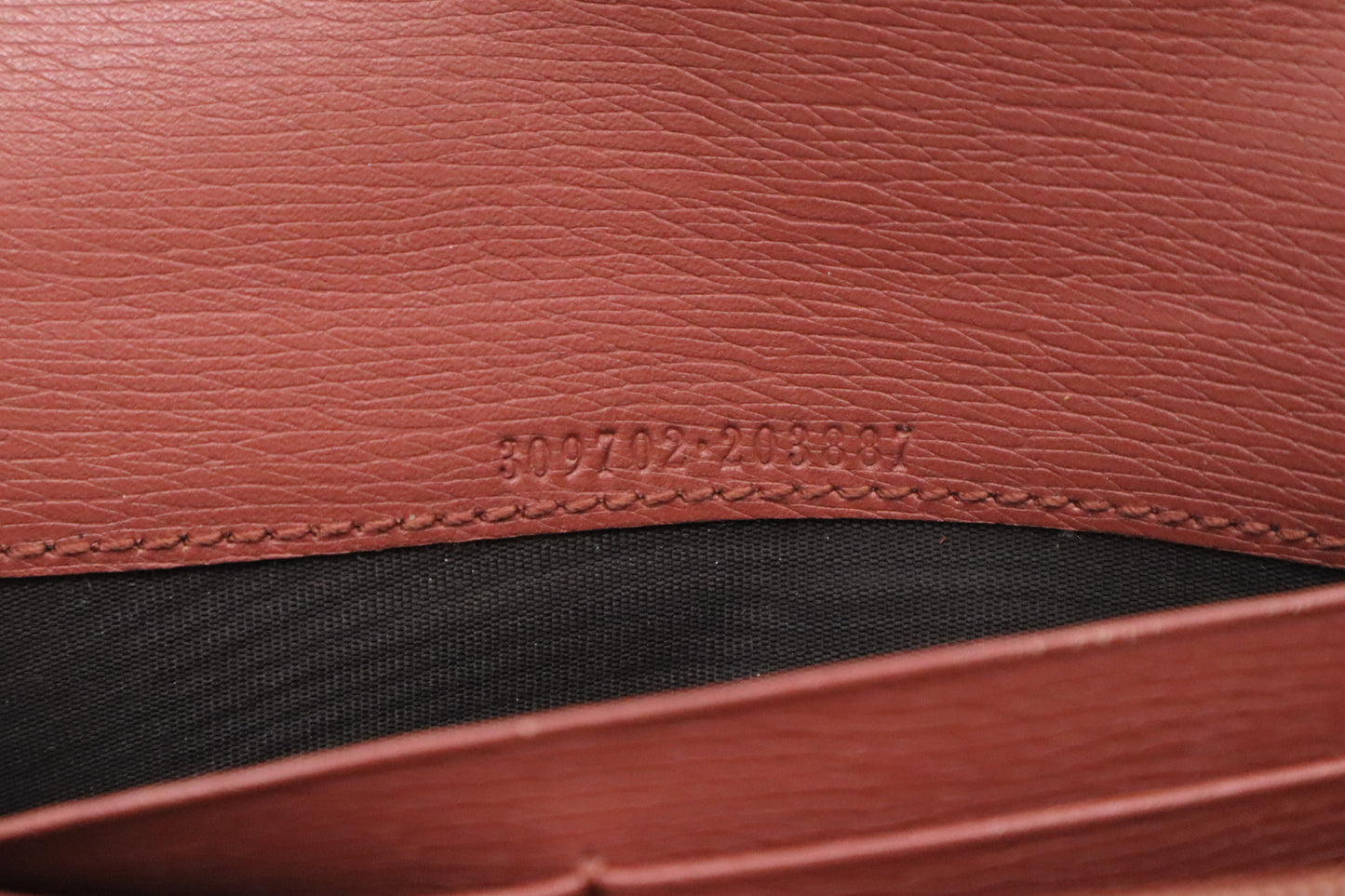 Gucci Long Wallet in Pink Leather