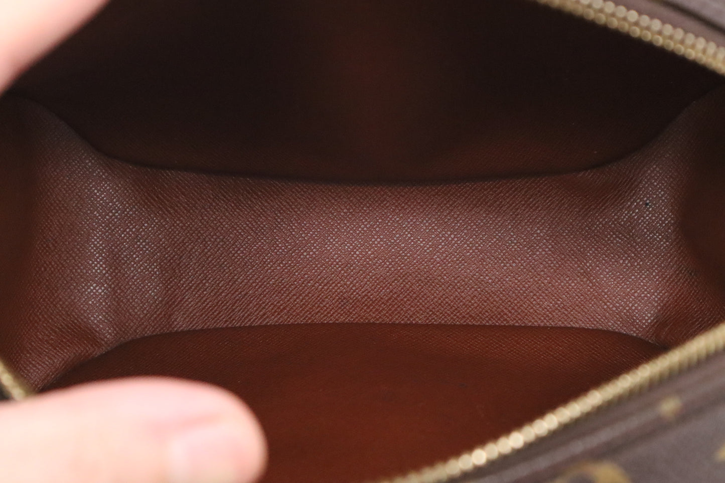 Louis Vuitton Blois in Monogram Canvas
