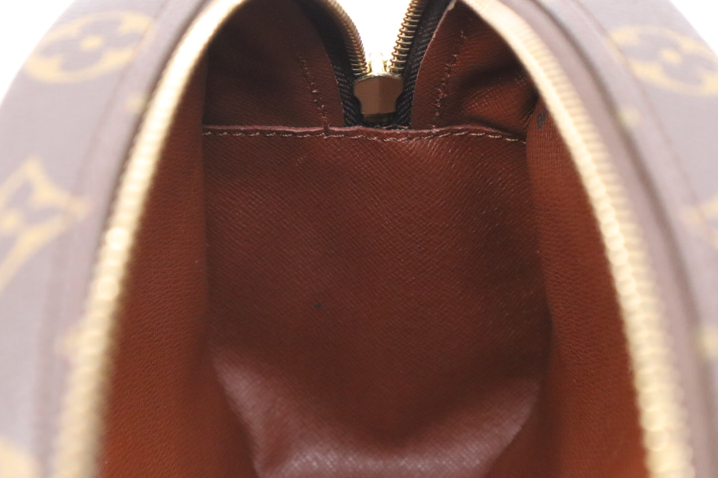Louis Vuitton Blois in Monogram Canvas