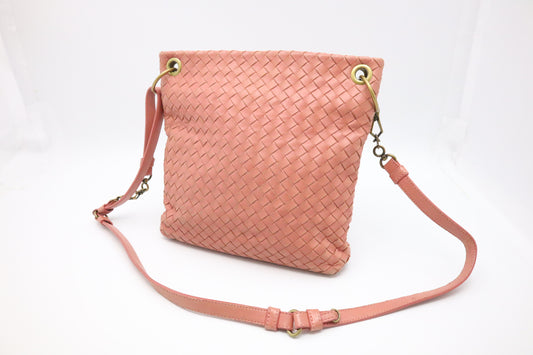 Bottega Veneta Crossbody in Salmon Pink Intrecciato Leather