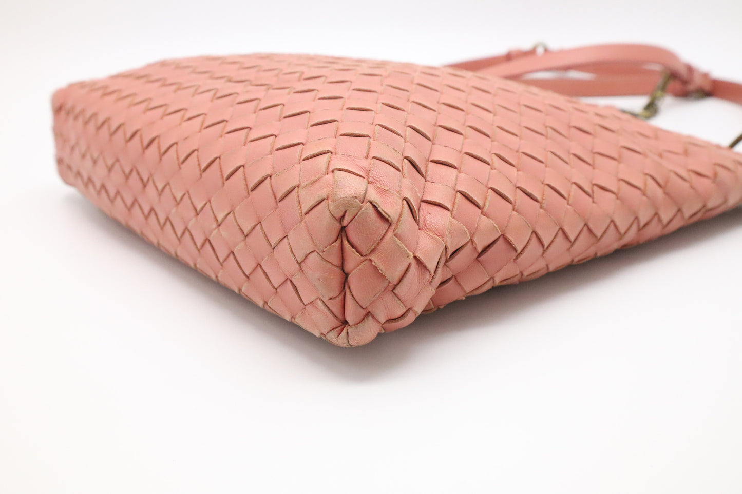 Bottega Veneta Crossbody in Salmon Pink Intrecciato Leather